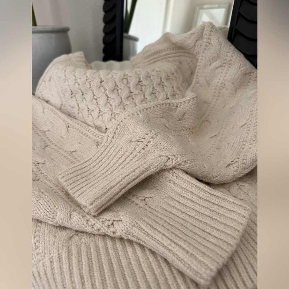 Universal Thread Cream Cable Knit Sweater - Picture 4 of 7